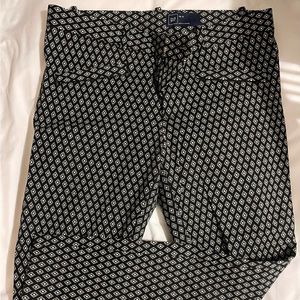 Patterned pants
